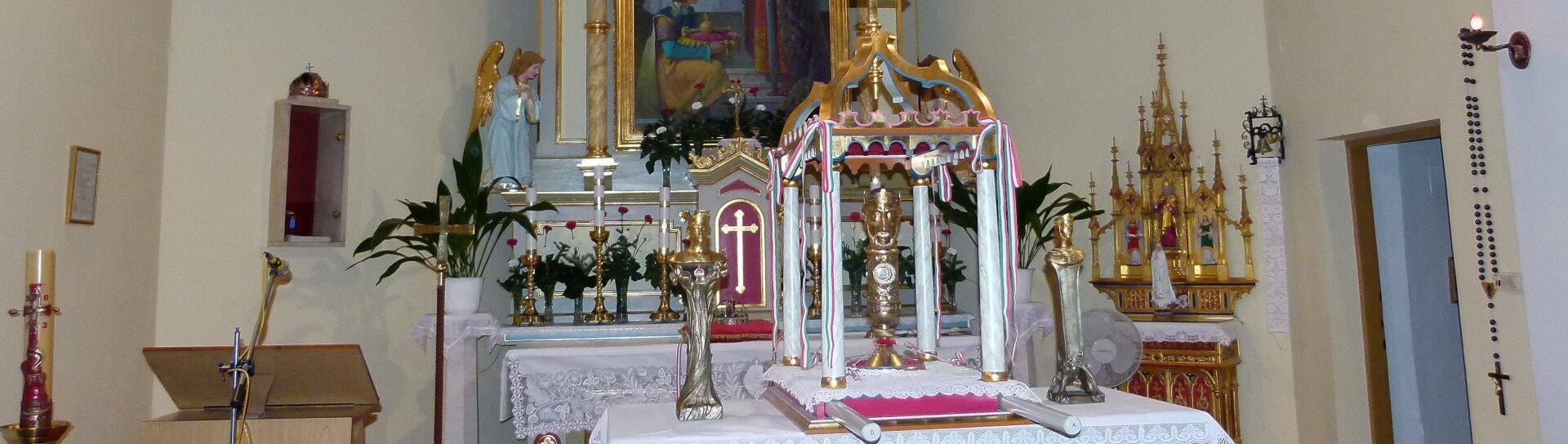 Szentkirály - ereklyék a templomban